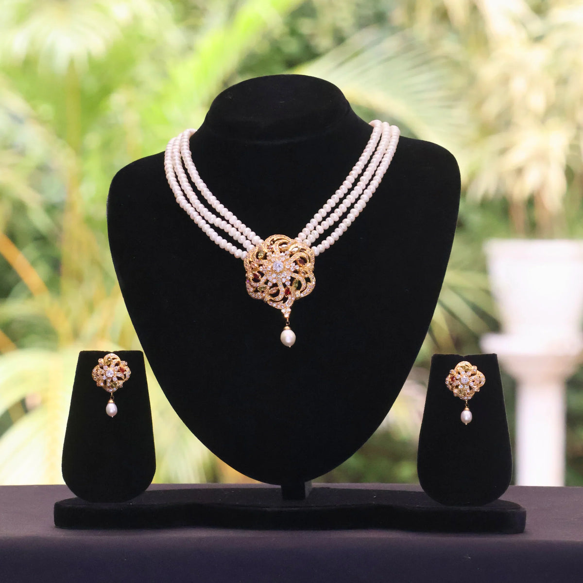 Royal Bloom Pearl Pendant Set