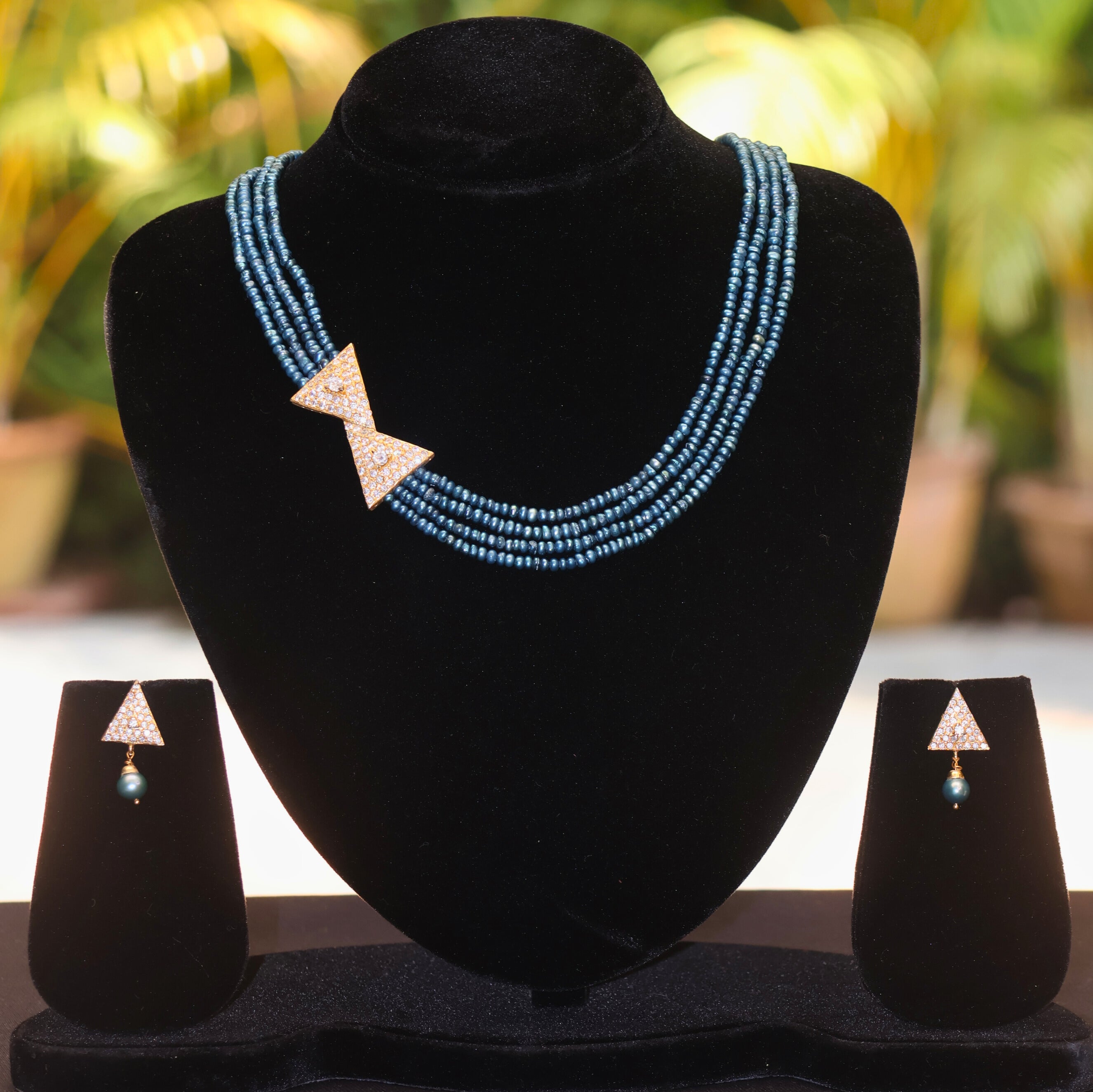 Azure Bow Elegance Set