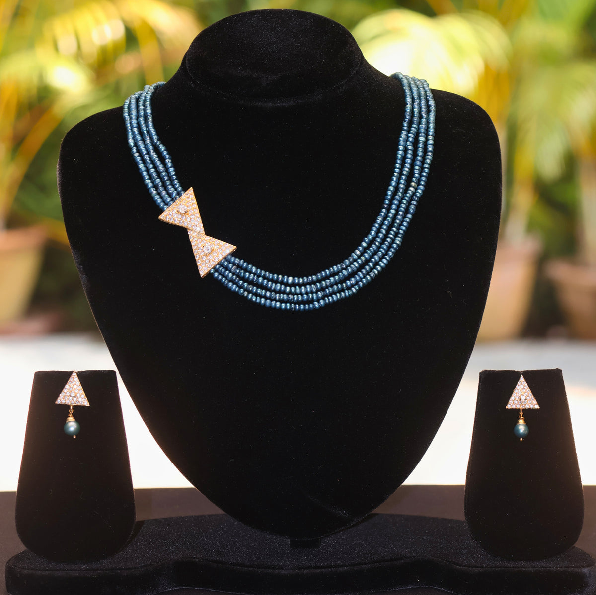 Azure Bow Elegance Set