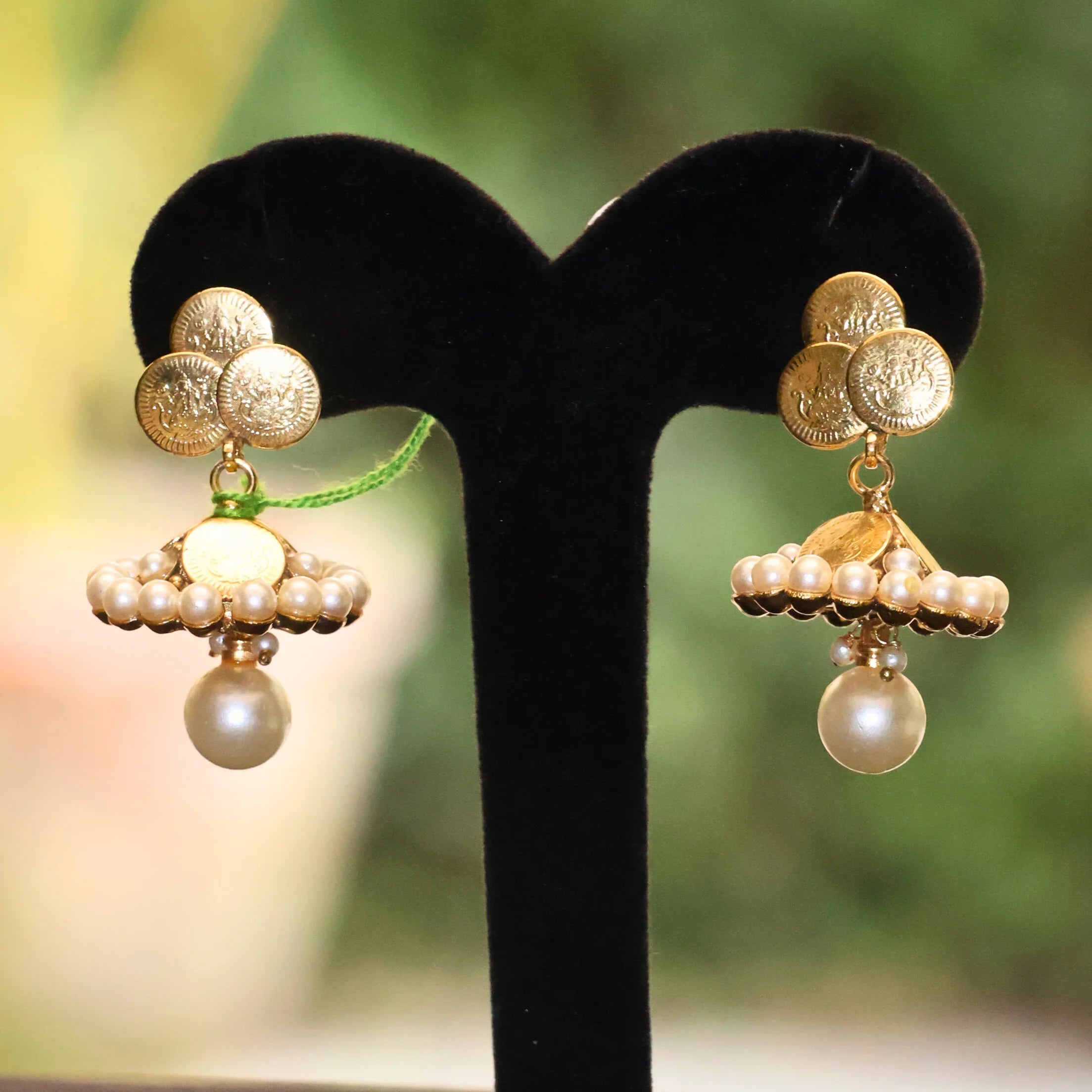 Ginni Pearl Jhumka