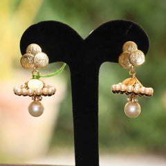 Ginni Pearl Jhumka